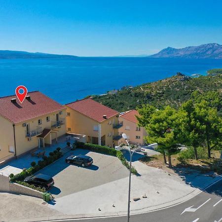Stunning Apartment In Krvavica With Kitchen Luaran gambar